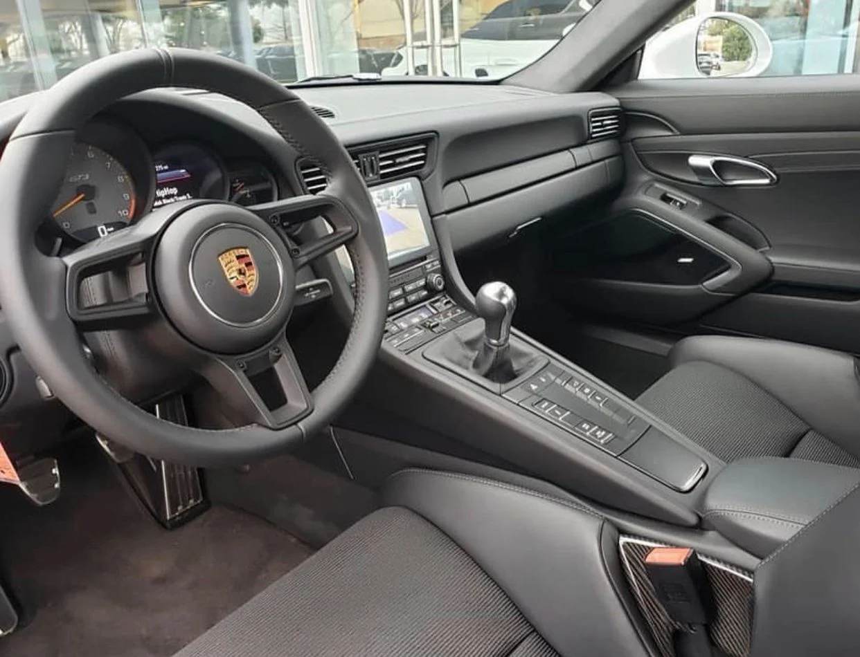 2018-porsche-911-gt3-touring (1)