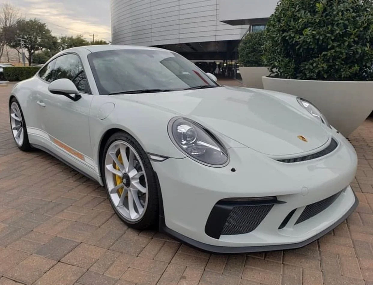 2018-porsche-911-gt3-touring (2)